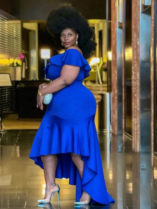 Külmade õlgade volangidega kleit, suures suuruses trimmiga Empire`i pakett, puusa, ebaregulaarne, elegantne naiste õhtused sünnipäevarõivad