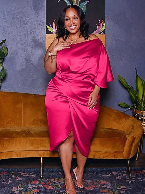 Suures suuruses naiste riided Ühe õlaga pulmakleit Suur daam Elegantne satiinist lühike kleit Kleidid 5xl Hulgi hulgikaubavedu