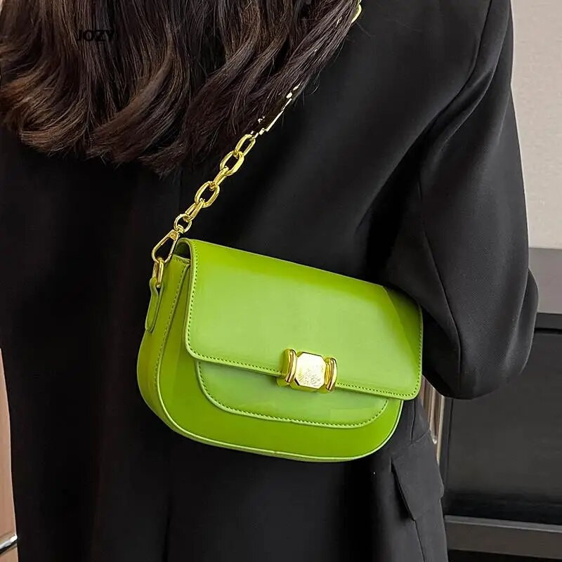 Naujos grandinėlės atsitiktiniai perpetiniai krepšiai, daugiaspalviai 2023 m. prabangūs dizainerių madingi kryžiai moterims Paprasto stiliaus vasarinės klasikinės rankinės