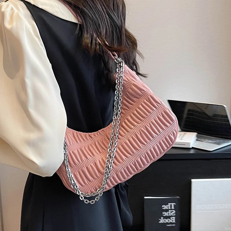 Half Moon Prabangus dizainerio grandinės pečių krepšiai Vasaros laisvalaikio klasika moterims Crossbody Daugiaspalvės paprasto stiliaus madingos rankinės