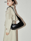 Vasaros naujos paprasto stiliaus moteriškos pečių krepšiai moterims 2023 m. Prabangios dizainerio universalios Crossbody mados kasdieninės odinės rankinės