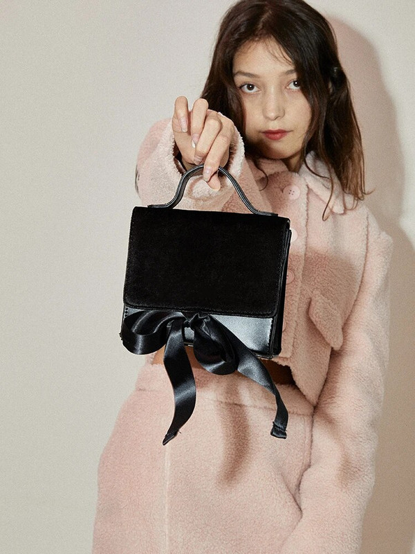 Slatka mašna Baršunaste torbe na rame Ljetna moda Nove haljine Torbice za zabave Torbice 2023. Luksuzni dizajn Visokokvalitetni ženski proizvodi preko tijela