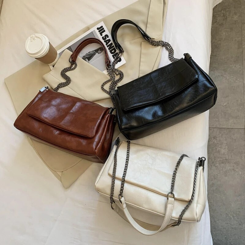 Šujamie diegi Vintage Fashion Sieviešu plecu somas Metāla ķēdes siksniņa Crossbody Bag Mīksta PU āda Sieviete Shopper Traveling Bolso