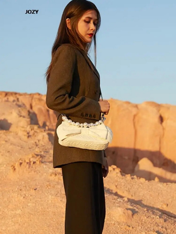 2023 m. Nauji vasaros lanko perlų grandinėlės pečių krepšiai moterims Prabangios dizainerio laisvalaikio Crossbody mielos mados universalios rankinės vakarėlis