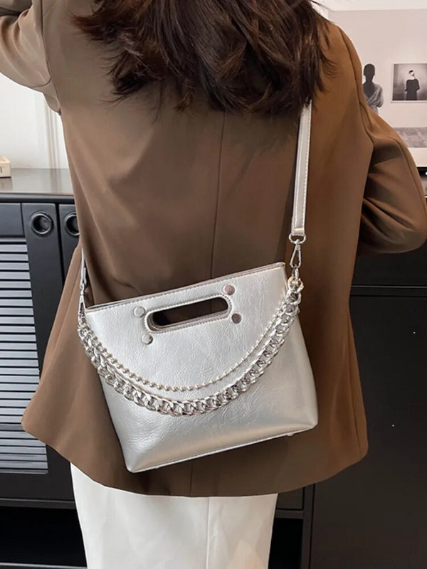 Nove visokokvalitetne ručne torbe s lančićima, modne ljetne luksuzne dizajnerske torbe za 2023., preko ramena, svestrane ležerne PU na rame za žene