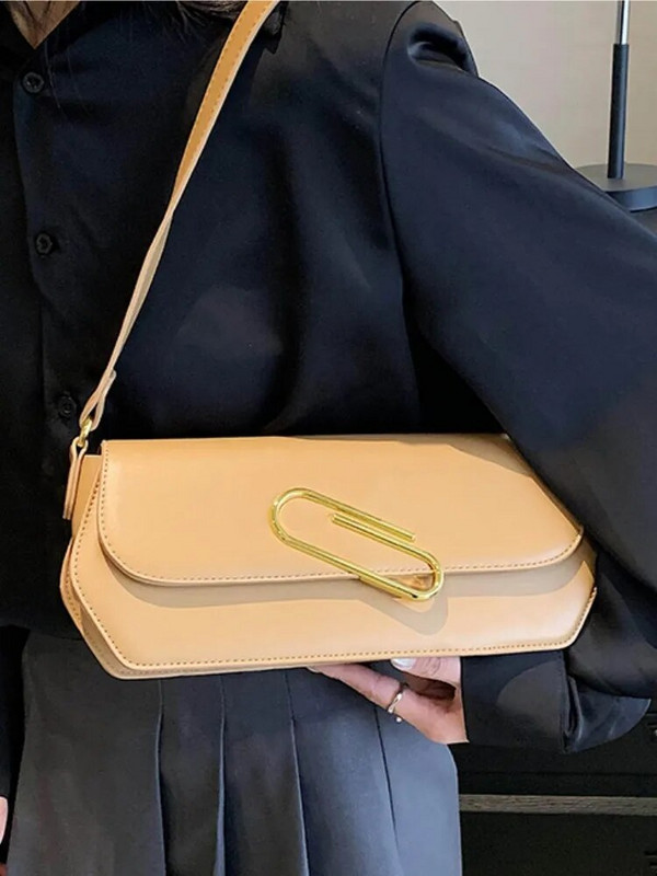 Jednostavan stil, ležerna modna torba na rame za žene Ljeto 2023. Luksuzna dizajnerska kožna torbica Nova svestrana trendi ženska torbica