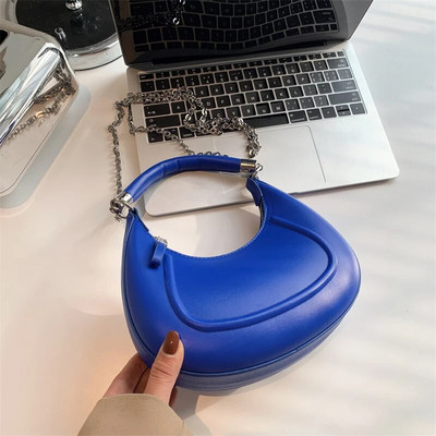 Poolkuu väike PU-nahast kaenlaaukott lühikese käepidemega 2023 naiste disainikäekott Luksuslik kett Lady õlakott Y2K