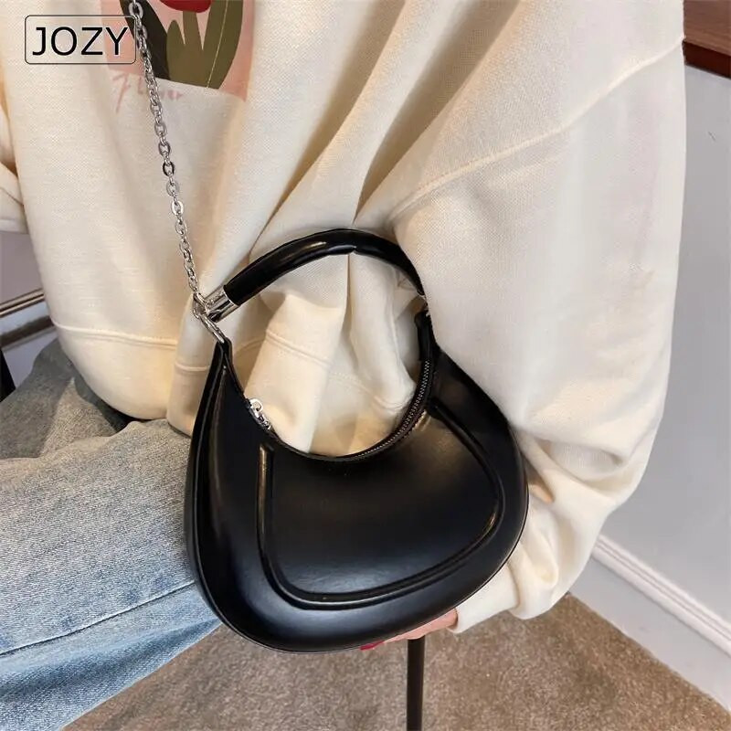 Poolkuu väike PU-nahast kaenlaaukott lühikese käepidemega 2023 naiste disainikäekott Luksuslik kett Lady õlakott Y2K