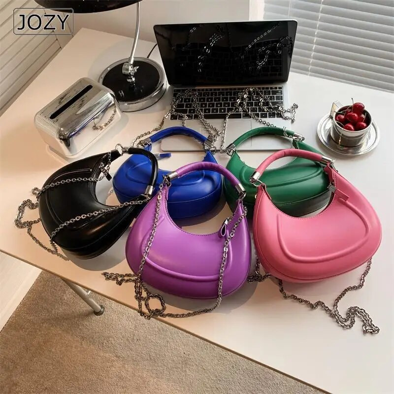 Poolkuu väike PU-nahast kaenlaaukott lühikese käepidemega 2023 naiste disainikäekott Luksuslik kett Lady õlakott Y2K