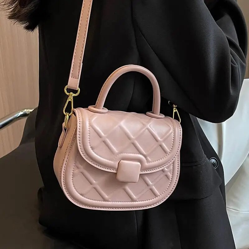 Naujos mados paprasto stiliaus balno kryžminės rankinės moterims Klasikinės prabangios dizainerio odinės pečių vasaros laisvalaikio madingos rankinės