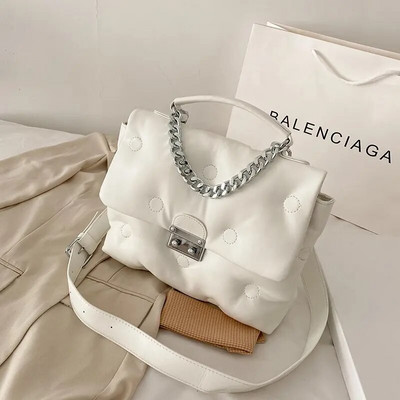 Mazas ķēdes zīmola dizainers, mīkstas stepētas PU ādas krustveida somas sievietēm 2023. gada vienkāršas rokassomas, plecu sānu somas greznas rokassomas