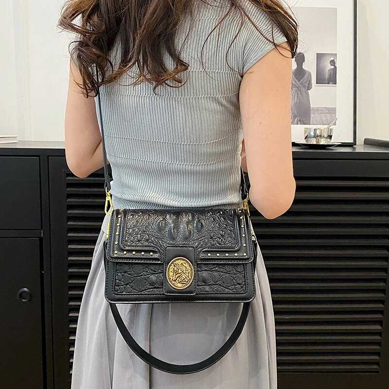 Moteriškas, kvadratinis aligatoriaus odinis pečių krepšys, prabangus dizainerio prekės ženklo Crossbody krepšys moteriškas, dygliuotas dekoratyvinis pečių dirželis
