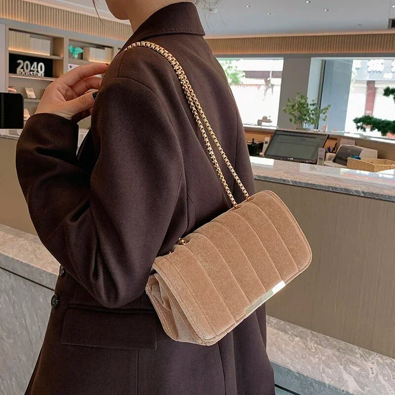 Fashion Trend Velvet Väikesed ruudukujulised Crossbody kotid naistele Kevadine uus kett Õlakott Vabaaja lihtsad käekotid Kingitused