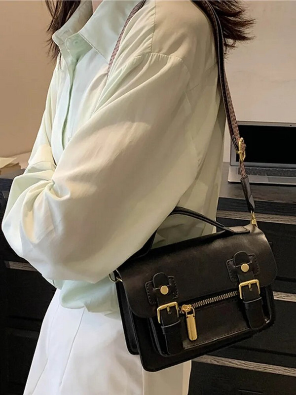 Ležerne luksuzne dizajnerske svestrane male torbe preko ramena Nove ljetne kožne višebojne torbe jednostavnog stila na rame za ženske torbice