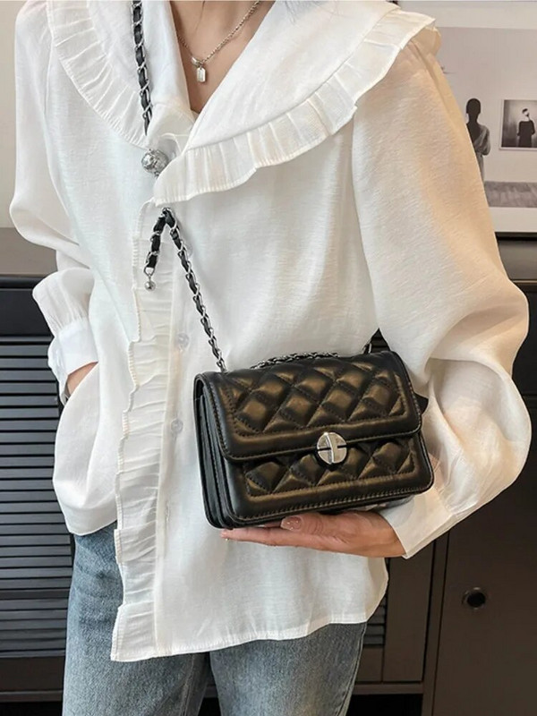 Prabangios grandinės dizainerio universalūs kryžminiai krepšiai, klasikiniai mados vasaros nauji krepšiai, 2023 m., skirti moterims, odinė paprasto stiliaus piniginė