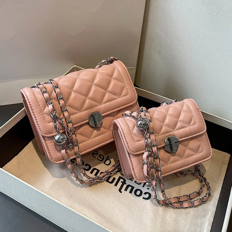 Prabangios grandinės dizainerio universalūs kryžminiai krepšiai, klasikiniai mados vasaros nauji krepšiai, 2023 m., skirti moterims, odinė paprasto stiliaus piniginė