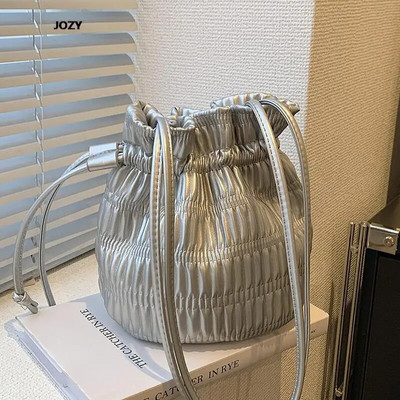 Bucket torbe preko ramena Ležerne ljetne luksuzne dizajnerske jednobojne za žene Jednostavan stil Male torbe na rame 2023. Trendovska svestrana torbica