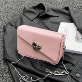 Vasaros mielas laisvalaikio prabangaus dizaino grandinėlė Crossbody Krepšiai Nauji 2023 m. madingi odiniai įvairiaspalviai universalūs pečių krepšiai moterims piniginė