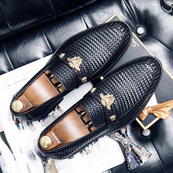 Мъжки бизнес обувки Coslony Висококачествена изкуствена кожа Нов стилен дизайн Обувки с приплъзване Ежедневни официални официални обувки Кожена обувка