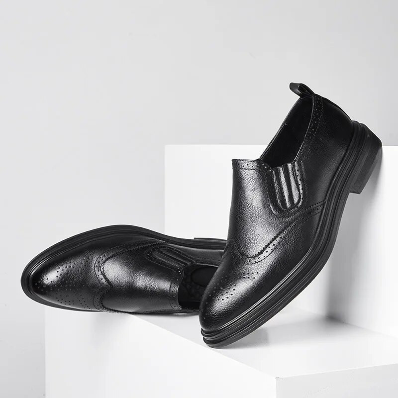 Talijanske muške svečane cipele Slip on Brogue kožne cipele za muškarce, veće veličine, špic prsti, poslovne, ležerne, svečane muške cipele za vjenčanje