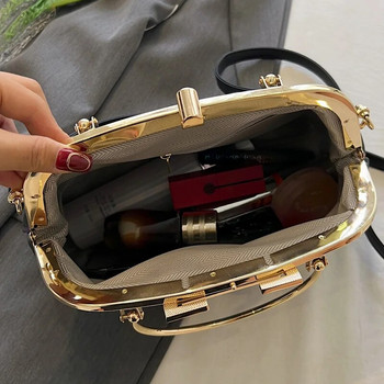 Дизайнерска марка Дамски Lock Chic Shell Clip Големи чанти Ретро Дамски черно-бели розови месинджър чанти Вечерни клъч чанти през рамо