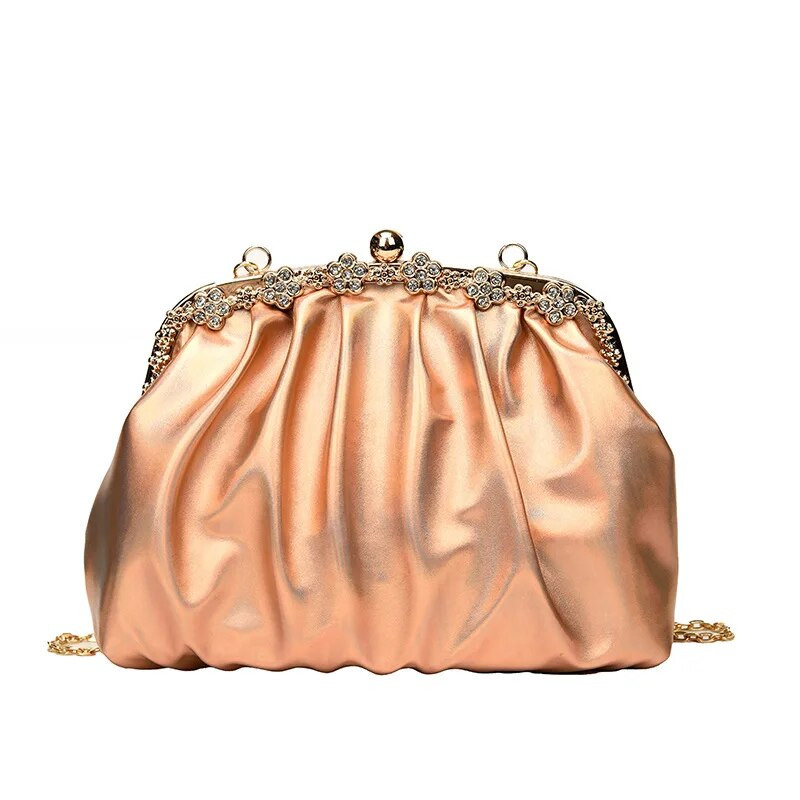 Blizgučiai lazerinis moteriškas odinis debesies krepšys 2022 m. retro grandinės krepšys Prabangus moteriškas krepšys klostuotas koldūnų rankinė vakarėlis sankaba