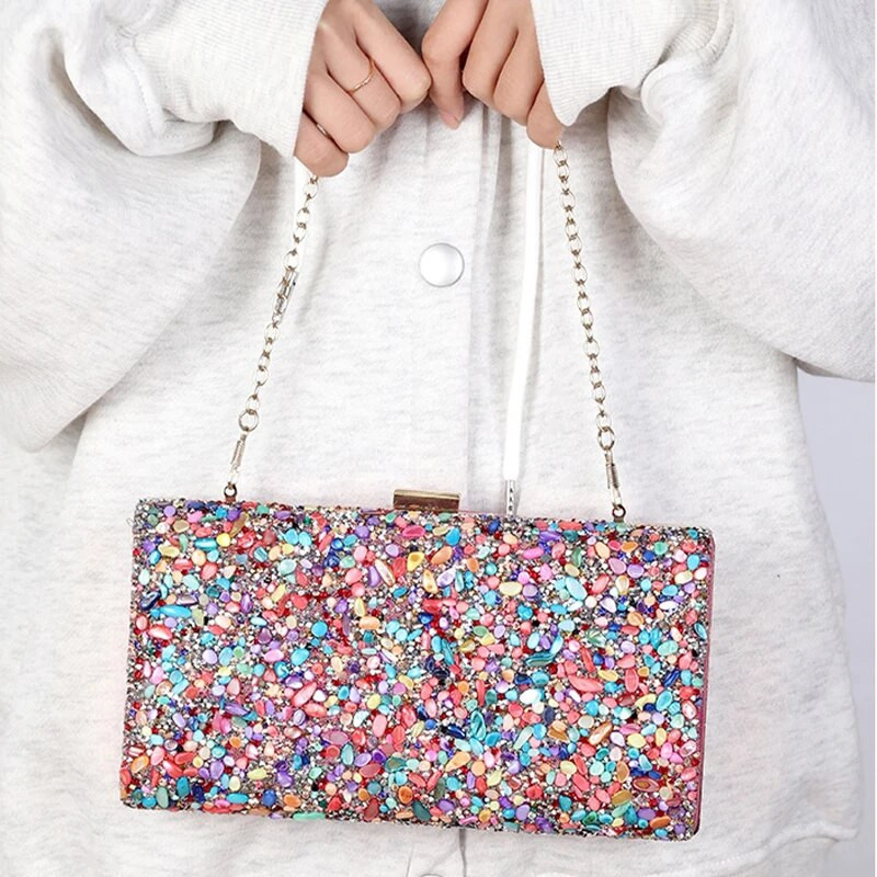 Įvairių spalvų akmeninė mergaitės vestuvinė kieta akrilo rankinė sankabos metalinė grandinėlė ant peties vakarinė piniginė su blokuojamu užsegimu