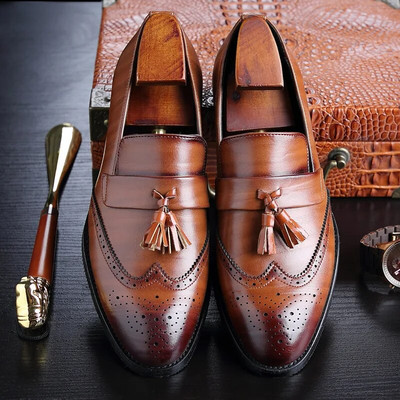 Κλασικά ανδρικά Tassel Loafer Παπούτσια Δερμάτινα Oxfords Slip σε μυτερά, casual νυφικά παπούτσια για άντρες Fashion Brogue παπούτσια