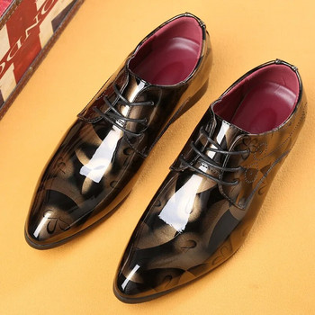 Италиански обувки Oxford за мъже Дизайнерски мъжки лачени обувки за рокли с остри пръсти Мъжки парти официални обувки 2022 Класически дербита