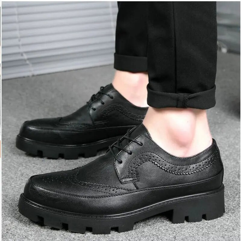 Nauji prabangūs mados vestuvių verslo batai vyriški Oksfordo suknelės batai krokodilo raštas vyriški oficialūs batai LH-67