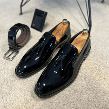 Нови черни мокасини за мъже, лачени кожени пискюли, сватбени бизнес мъжки официални обувки, размер 38-45, безплатна доставка мъжки обувки