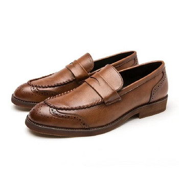 Luxury Desgner Ανδρικά παπούτσια Casual Slip On Δερμάτινα παπούτσια φόρεμα Μεγάλο μέγεθος 38-47 Brogue Carving Loafer Παπούτσια οδήγησης D2A22