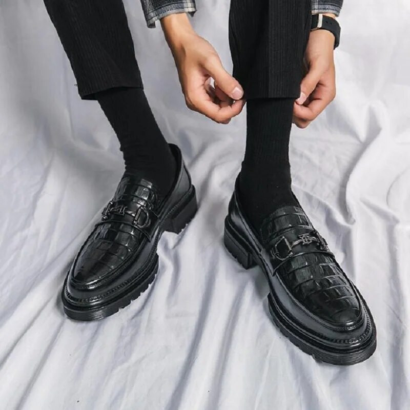 2023. Luksuzne cipele s uzorkom krokodila, visokokvalitetne kožne modne muške cipele, gumeni potplat, smeđe ležerne cipele 1AA10