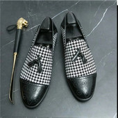 2023. aasta uued kuldsed kingad meestele, kandilise varbaga pulmakingad Slip-on meeste kingad Chaussures Pour Hommes meeste kingad D2B1