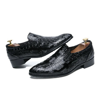 Μόδα φόρεμα με μυτερά παπούτσια για άντρες Loafers Slip on επίσημα υποδήματα με ανάγλυφο δερμάτινο παπούτσι για πάρτι