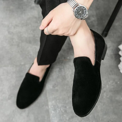 Loafers Vyriški užsegami smaili zomšiniai tingūs juodi mėlyni kvėpuojantys rankų darbo suknelės batai vyrams Da024