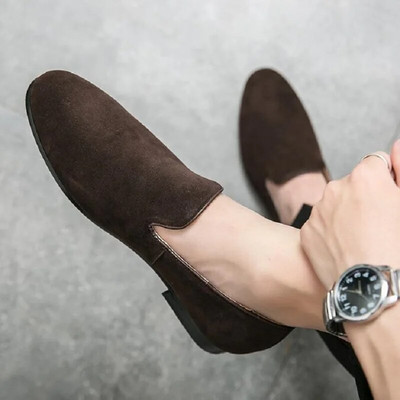 Loafers Vyriški užsegami smaili zomšiniai tingūs juodi mėlyni kvėpuojantys rankų darbo suknelės batai vyrams Da024