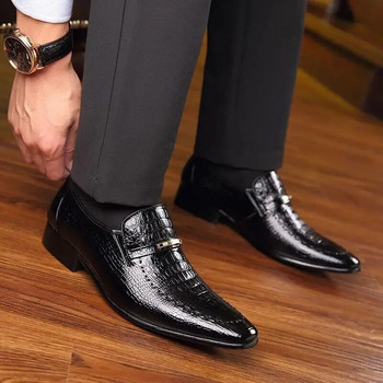 Мъжки PU луксозни мъжки мокасини Кожени обувки Топ мъжка бизнес рокля Ежедневни социални обувки Мъжки сватбени обувки Zapatos Hombre
