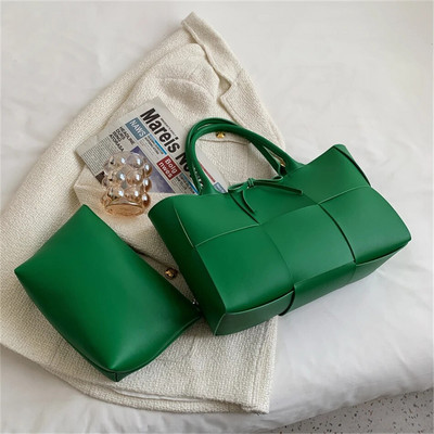 2 komplekti Weave suure mahutavusega naiste kandekotid PU-nahast õlakotid naistele 2023 Moodne daami ülemise käepidemega kott Luksuslikud käekotid