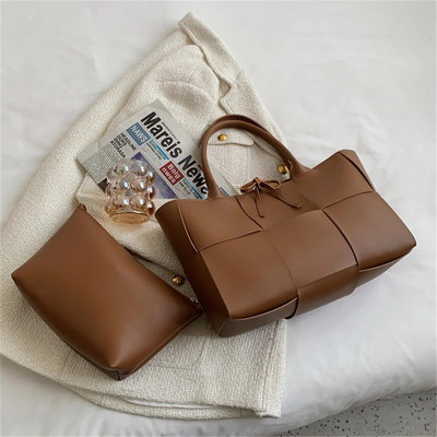 2 komplekti Weave suure mahutavusega naiste kandekotid PU-nahast õlakotid naistele 2023 Moodne daami ülemise käepidemega kott Luksuslikud käekotid