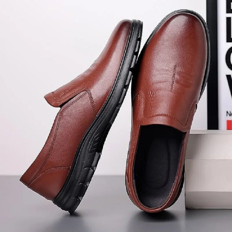 Didelio dydžio vyriški laisvalaikio batai Prabangūs vyriški batai, orui pralaidūs vairavimo batai zapatillas hombre D2A10