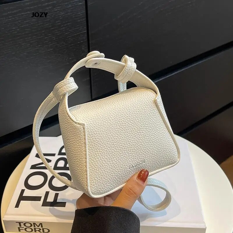 Mini prabangus dizainerių mados laisvalaikio moteriškos rankinės Paprastas stilius, universalus petys moterims, lūpų dažai iš PU odos rankinės