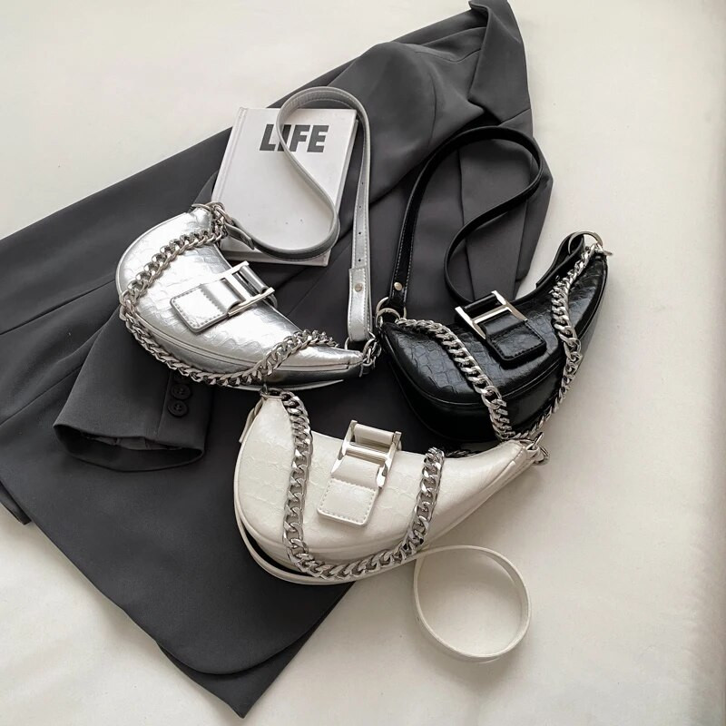 LEFTSIDE Crossbody kotid naistele, 2023. aasta trend, uus Korea mood, hõbedane PU-nahast minikäekotid, sadula-kaenlaaukott