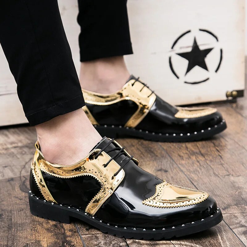 Κλασικά ανδρικά δερμάτινα παπούτσια Brogue Flat για άντρες Φόρεμα πάρτι Επίσημο Γαμήλιο χορό της Οξφόρδης Ανδρικά παπούτσια που ταιριάζουν zapatos de novio
