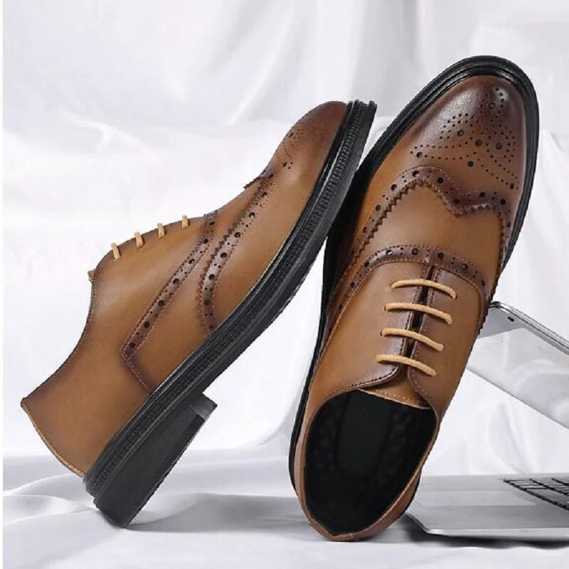 Nove luksuzne modne vjenčane poslovne cipele muške Oxford brogue svečane cipele muške svečane cipele 1AA8