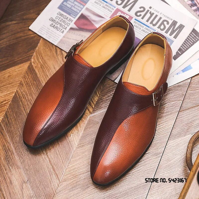 Νέο μυτερό μαύρο με λευκά ανδρικά παπούτσια Oxford Επίσημο φόρεμα χορού γάμου Επιστροφή στο σπίτι Διαγωνισμός Sapato Social Masculino