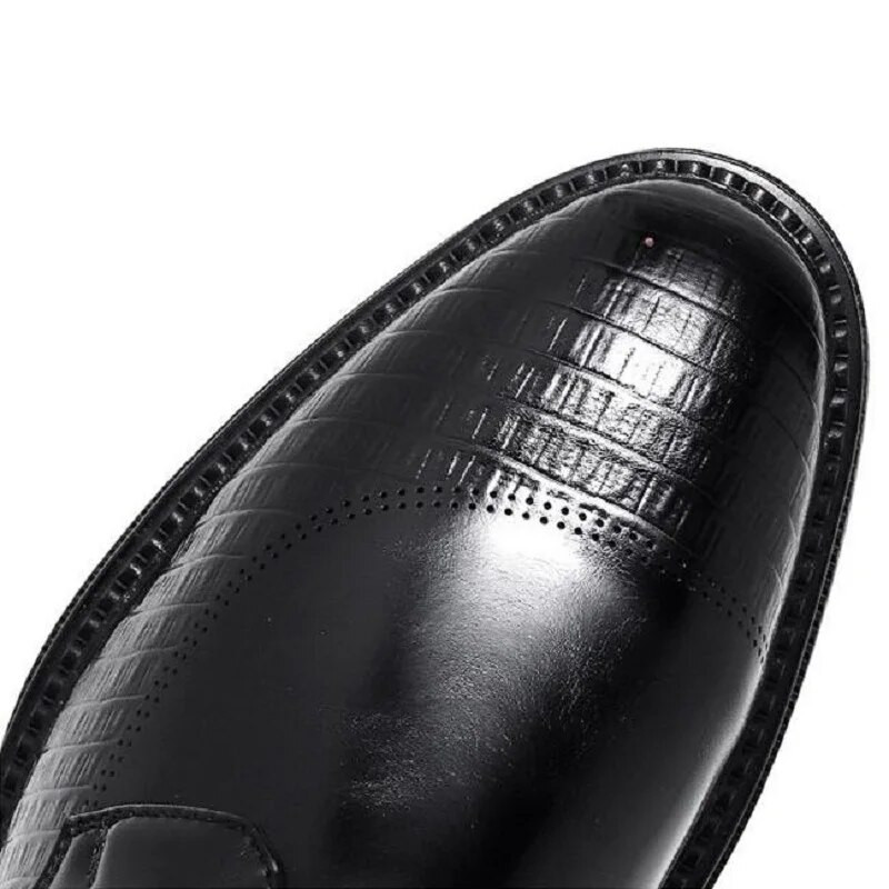 Proljeće jesen 2023. Kožne brogue cipele u britanskom stilu za muškarce visoke kvalitete, klasične poslovne, ležerne crne Hombre D2H0