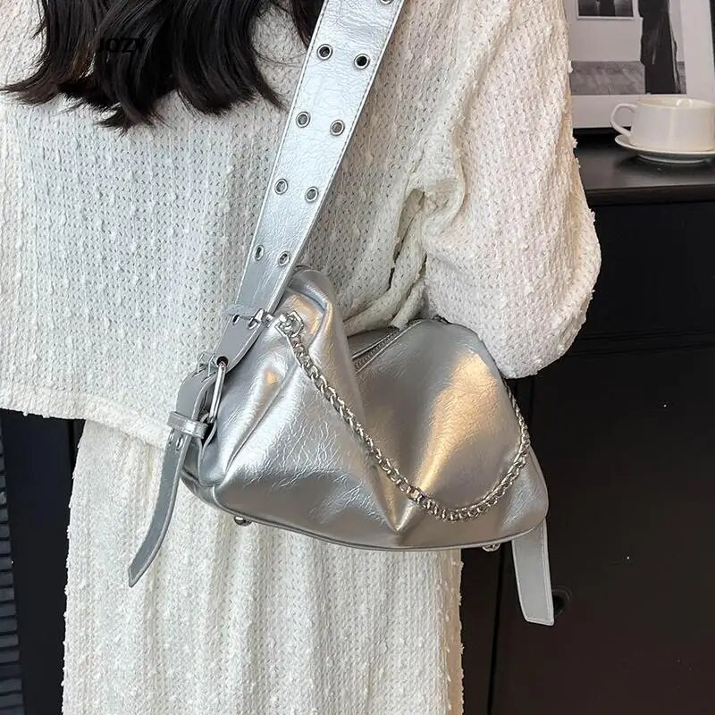 Modni svestrani lanac Luksuzna dizajnerska jastučna torba na rame Nova ljetna klasika 2023. Jednostavan stil Torbe preko ramena za ženske torbice