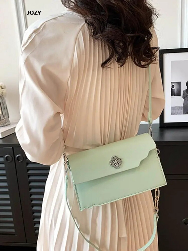 Nove ležerne lančane torbe na rame za žene 2023. Luksuzne dizajnerske PU kožne višebojne ljetne modne svestrane torbe preko ramena