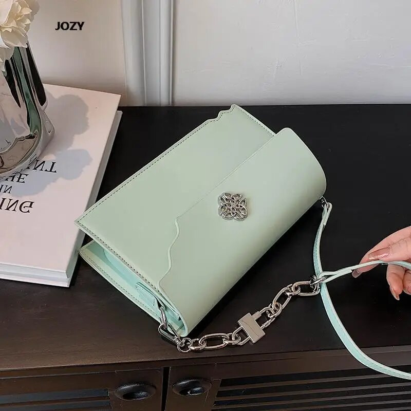 Nove ležerne lančane torbe na rame za žene 2023. Luksuzne dizajnerske PU kožne višebojne ljetne modne svestrane torbe preko ramena